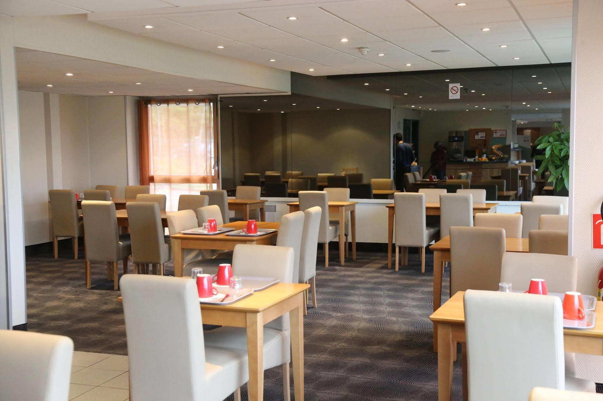 Ibis Styles Orleans 3*